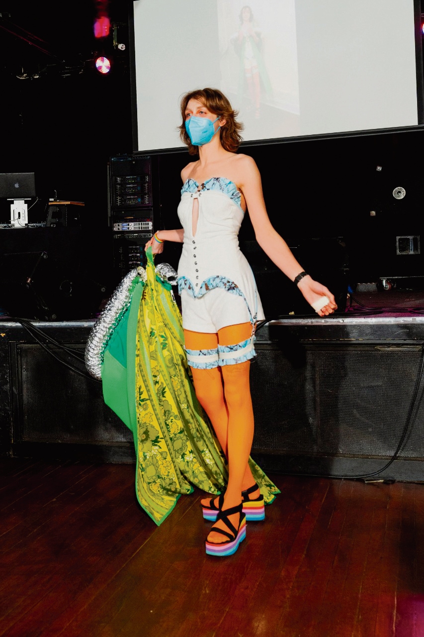 Designers turn mystery boxes of waste into creative couture at the DiscarDisco contest organised by the Chicago, nonprofit The Waste-Shed. (Morgan Csejtey) Designers turn mystery boxes of waste into creative couture at the DiscarDisco contest organised by the Chicago, nonprofit The Waste-Shed. (Morgan Csejtey)