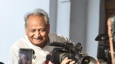 The decision to implement Rajasthan Contractual Hiring to Civil Post Rules, 2022 was taken in a high-level meeting held at chief minister Ashok Gehlot’s residence in Jaipur on Saturday. (Hindustan Times) The decision to implement Rajasthan Contractual Hiring to Civil Post Rules, 2022 was taken in a high-level meeting held at chief minister Ashok Gehlot’s residence in Jaipur on Saturday. (Hindustan Times)