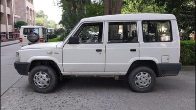 The existing sets of wheels with the building and other construction workers’ (BOCW) welfare board include, 24 Tata Sumos, an Indigo and two Innovas. The Indigo and Tata Sumo cars were purchased in 2010 while the Innova was added to the fleet in 2014. (HT Photo) The existing sets of wheels with the building and other construction workers’ (BOCW) welfare board include, 24 Tata Sumos, an Indigo and two Innovas. The Indigo and Tata Sumo cars were purchased in 2010 while the Innova was added to the fleet in 2014. (HT Photo)