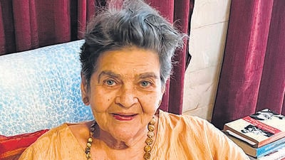 The feisty 84-year-old Paranjpye, in an exclusive conversation with HT, stated that despite a shoulder ailment, she would be travelling to Nantes to be present at the screenings. She intends to spend a week after the event in her “beloved Paris” before returning home. (HT PHOTO)