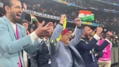 Sunil Gavaskar was on cloud nine after Ravichandran Ashwin and Virat Kohli guided Team India to a famous win over Pakistan (Twitter/@Jatin Sapru)