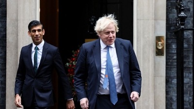 Former British Prime Minister Boris Johnson and ex-chancellor Rishi Sunak walking out of Downing Street (Reuters file) Former British Prime Minister Boris Johnson and ex-chancellor Rishi Sunak walking out of Downing Street (Reuters file)