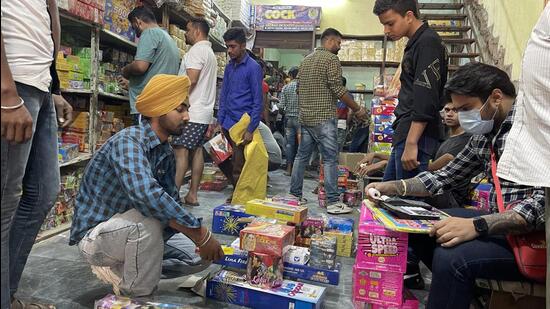 Firecracker sales fizzle in face of bans, two-hour window for ...