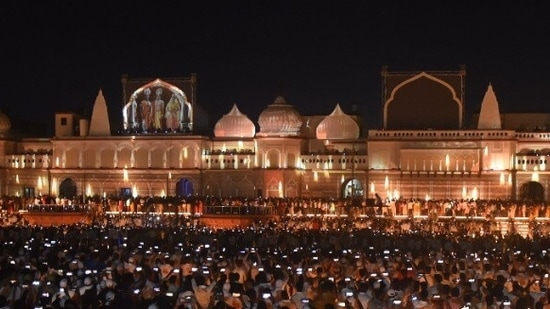 Ayodhya breaks Ujjain’s record by lighting over 15 lakh earthen lamps ...