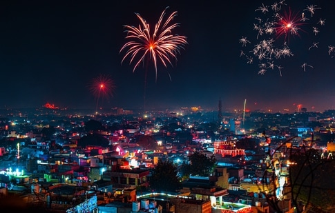 Diwali night is treat for photography enthusiasts.( Representative Image/ Photo by Anirudh on Unsplash)