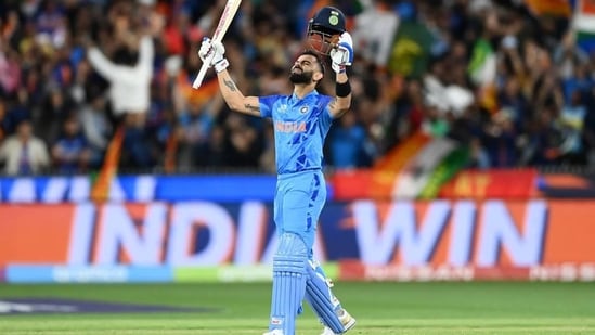 Oneerlijk Maladroit In hoeveelheid India vs Pakistan, T20 World Cup 2022 Highlights: Epic Virat Kohli innings  leads IND to 4-wicket win in nail-biter | Hindustan Times