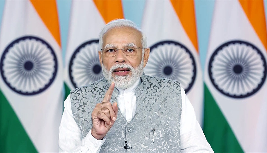 Extending his wishes for Dhanteras and Diwali, the PM said it was a new beginning for over 450,000 brothers and sisters of MP who are performing grih pravesh in their new pucca homes. (ANI) Extending his wishes for Dhanteras and Diwali, the PM said it was a new beginning for over 450,000 brothers and sisters of MP who are performing grih pravesh in their new pucca homes. (ANI)