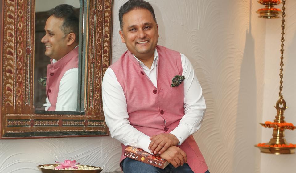 Amish Tripathi will be seen in The Journey of India. (HT) (HT_PRINT) Amish Tripathi will be seen in The Journey of India. (HT) (HT_PRINT)