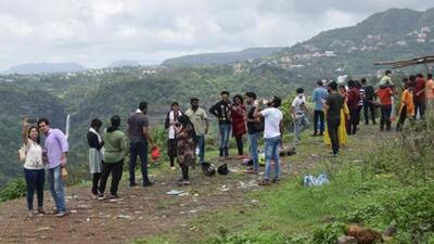 Many private villas and bungalows in Lonavla, a popular hill station, attract tourists during holidays. Most of these tourists arriving from Mumbai, Pune and Nashik prefer to book these villas which have private pools, some of them not following all safety standards. (REPRESENTATIVE PHOTO)