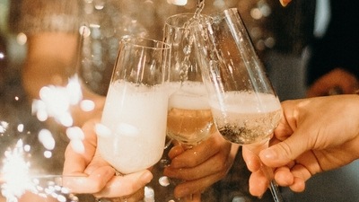 Diwali binge: How to eat healthy, ways to get back on track post festive season (cottonbro) Diwali binge: How to eat healthy, ways to get back on track post festive season (cottonbro)