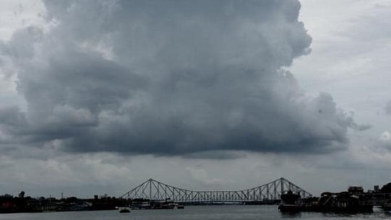 In Kolkata, the wind speed could reach up to 50 kmph, affecting marquees set up for Kali puja celebrations.(Representative Image (HT File Photo))