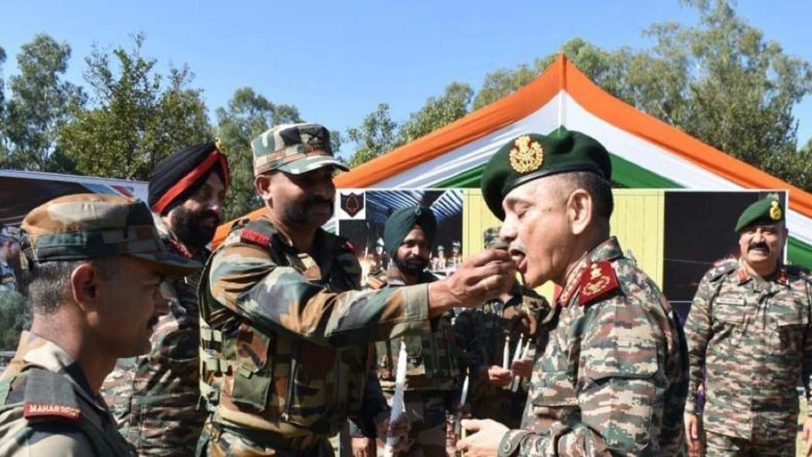 cds-general-anil-chauhan-celebrates-diwali-with-soldiers-at-loc-in-rajouri