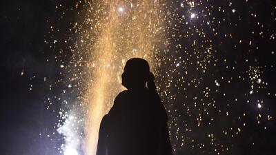 Noida, India- October 25, 2022: People burst firecrackers on Diwali at Sector 19, in Noida, India, on Tuesday, October 25, 2022. (Photo by Sunil Ghosh / Hindustan Times) (Hindustan Times)