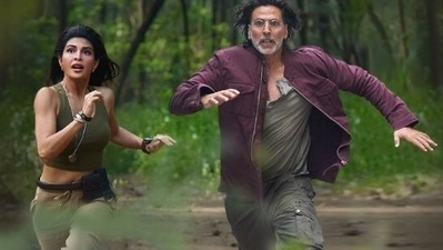 Ram Setu stars Akshay Kumar and Jacqueline Fernandez as scientists on a mission to save the mythical Ram Setu. Ram Setu stars Akshay Kumar and Jacqueline Fernandez as scientists on a mission to save the mythical Ram Setu.
