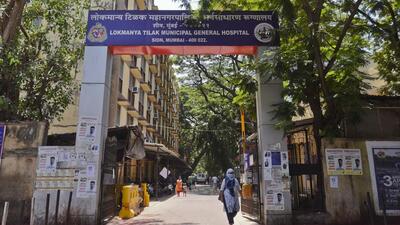 At present, the hospital sees close to 100 patients coming to its cancer OPD every week. (Satish Bate/HT Photo) At present, the hospital sees close to 100 patients coming to its cancer OPD every week. (Satish Bate/HT Photo)