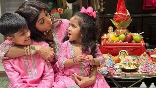 Shilpa Shetty with son Viaan and daughter Samisha on the occasion of Diwali. 