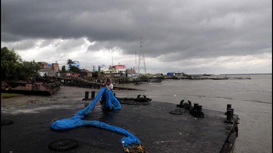 Cyclone Sitrang Weakens Into Depression Extensive Heavy Rainfall Across Northeast Latest News 1776