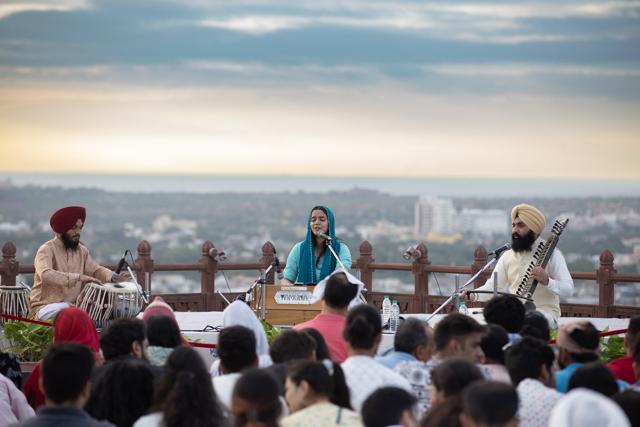 Jasleen Kaur Monga performing at Jaswant Thada. (Jodhpur RIFF/OIJO) Jasleen Kaur Monga performing at Jaswant Thada. (Jodhpur RIFF/OIJO)