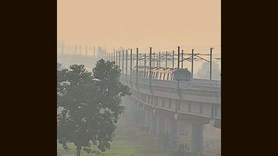 For the launch of open web girders (OWGs) on the Sahnewal-Pilkhani section of the Eastern Dedicated Freight Corridor (EDFC), the Northern Railways has cancelled 27 trains on the Ambala-Ludhiana section under the Ambala Railway Division on November 1 and 2. (HT File Photo)