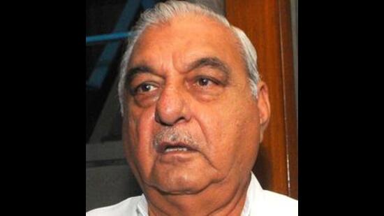 Countering the BJP’s claims of an efficient and effective administration in the past eight years, former Haryana chief minister Bhupinder Singh Hooda in a statement alleged that the present government had broken all the records in terms of crime, caste and corruption. (HT File Photo)