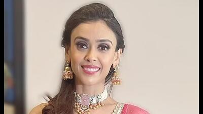 Hrishitaa Bhatt Hrishitaa Bhatt