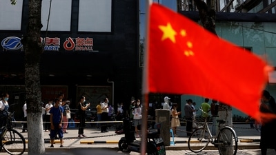 China On Climate Change: A China's flag flutters. (Reuters)