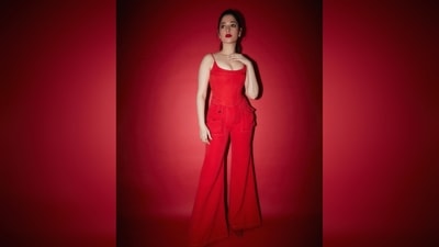 Tamannaah Bhatia let her outfit do all the talking and left her caption area empty with just siren emojis. (Instagram/@tamannaahspeaks) Tamannaah Bhatia let her outfit do all the talking and left her caption area empty with just siren emojis. (Instagram/@tamannaahspeaks)