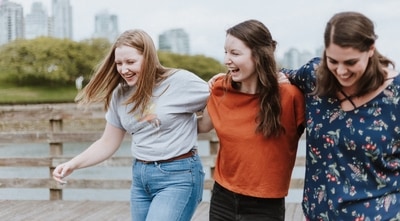 Tips to nurture your friendships in today's busy life (Unsplash) Tips to nurture your friendships in today's busy life (Unsplash)