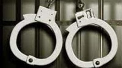 The accused posed as a reporter from a reputed English daily and approached the trader along with his three aides.