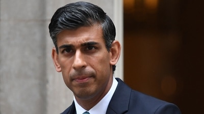Rishi Sunak, UK prime minister, departs 10 Downing Street for his first Prime Minister's Questions (PMQ) in London, UK, on Wednesday. (Bloomberg) Rishi Sunak, UK prime minister, departs 10 Downing Street for his first Prime Minister's Questions (PMQ) in London, UK, on Wednesday. (Bloomberg)
