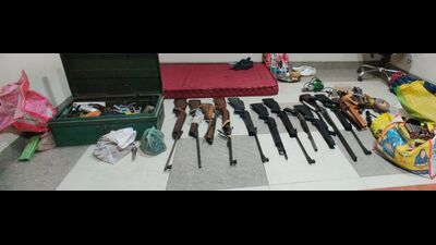 Huge cache of firearms seized in an Azamgarh village on Friday. (HT PHOTO) Huge cache of firearms seized in an Azamgarh village on Friday. (HT PHOTO)