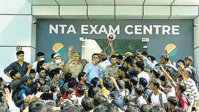 The Common University Entrance Test (CUET) examination was cancelled at various centres causing inconvenience to thousands of students. (HT Photo) The Common University Entrance Test (CUET) examination was cancelled at various centres causing inconvenience to thousands of students. (HT Photo)