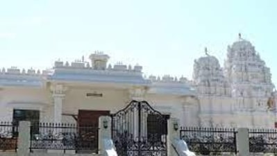 The temple that was dedicated in 2009 started the construction of the tower in 2020 at the onset of the coronavirus pandemic. (svtn.org)