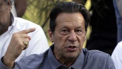 (File) Former Pakistan's Prime Minister Imran Khan speaks during a news conference in Islamabad. (AP) (File) Former Pakistan's Prime Minister Imran Khan speaks during a news conference in Islamabad. (AP)