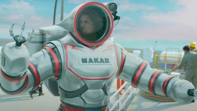 Akshay Kumar sports a bodysuit in a still from Ram Setu.