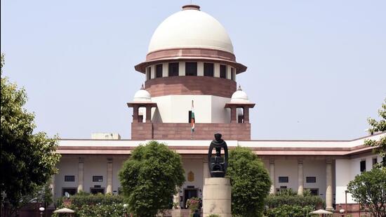 A bench headed by Chief Justice of India (CJI) Uday Umesh Lalit will take up both affidavits on November 3 to decide ED request to transfer trial from Kerala to Karnataka. (Sonu Mehta/HT File Photo)