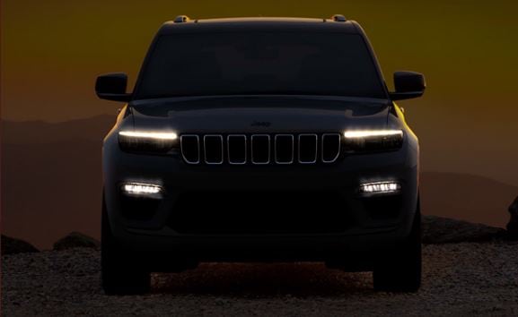The Grand Cherokee is available in five-seater and seven-seater options and this seating setup is likely to be offered in India.