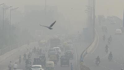 The air quality in Delhi is expected to further deteriorate in the next three days. (Photo by Raj K Raj/ Hindustan Times) The air quality in Delhi is expected to further deteriorate in the next three days. (Photo by Raj K Raj/ Hindustan Times)
