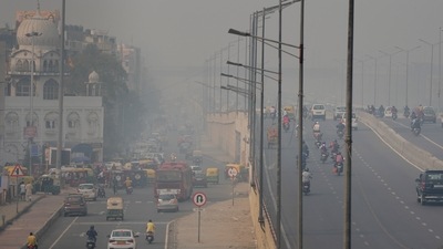 Wazirpur (439), Narela (423), Ashok Vihar (428), Vivek Vihar (427) and Jahangirpuri (438) were among the monitoring stations that recorded "severe" air quality. (PTI) Wazirpur (439), Narela (423), Ashok Vihar (428), Vivek Vihar (427) and Jahangirpuri (438) were among the monitoring stations that recorded "severe" air quality. (PTI)