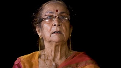 Anupam Kher shared her reaction to mistaking brother-in-law for Dilip Kumar. Anupam Kher shared her reaction to mistaking brother-in-law for Dilip Kumar.