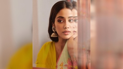 Janhvi Kapoor kept her look as simple as possible and accessorised it with just a pair of oxidised silver jhumkas. (Instagram/@janhvikapoor)