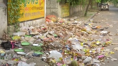 Citizens are keeping the doors and windows of their houses closed in disgust over the rotten stench of garbage. (ANI)