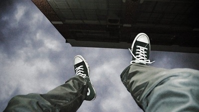  A person who has suicidal tendencies would tend to feel that they are a burden to others. (Pixabay)