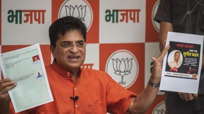 Mumbai, India - October 30, 2022: BJP leader Kirit somaiya during press conference as he demands enquiry on Ex Mumbai mayor Kishori Pednekar in SRA Scam at Mulund in Mumbai, India, on Sunday, October 30, 2022. (Photo by Pratik Chorge/Hindustan Times) (Pratik Chorge/HT PHOTO) Mumbai, India - October 30, 2022: BJP leader Kirit somaiya during press conference as he demands enquiry on Ex Mumbai mayor Kishori Pednekar in SRA Scam at Mulund in Mumbai, India, on Sunday, October 30, 2022. (Photo by Pratik Chorge/Hindustan Times) (Pratik Chorge/HT PHOTO)