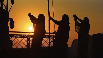 Chhath Puja rituals being held. (Photo: Shutterstock) Chhath Puja rituals being held. (Photo: Shutterstock)