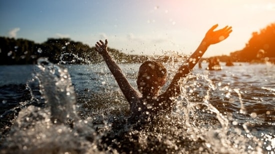 Melatonin, a hormone that helps in preventing depression is produced when our bodies are exposed to sunlight. (Unsplash)
