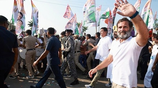 Narayanpet, Oct 28 (ANI): Congress leader Rahul Gandhi waves to the supporters during the party's Bharat Jodo Yatra, in Narayanpet on Friday. (ANI Photo) (ANI Picture Service)
