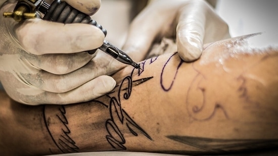 5 Benefits You Get Every Time You Tattoo Someone