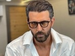 Bollywood reacts to Virat Kohli's hotel room video. Bollywood reacts to Virat Kohli's hotel room video.