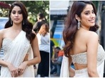 Janhvi Kapoor promotes Mili in an ivory saree and a strapless blouse. Janhvi Kapoor promotes Mili in an ivory saree and a strapless blouse.